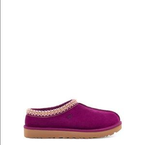 Woman’s Ugg Tasman Slipper Plum/Purple Color size 9